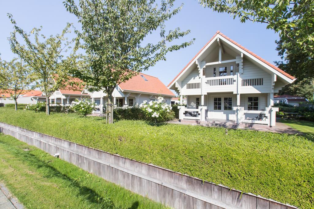Vakantiepark Dennenbos 3*